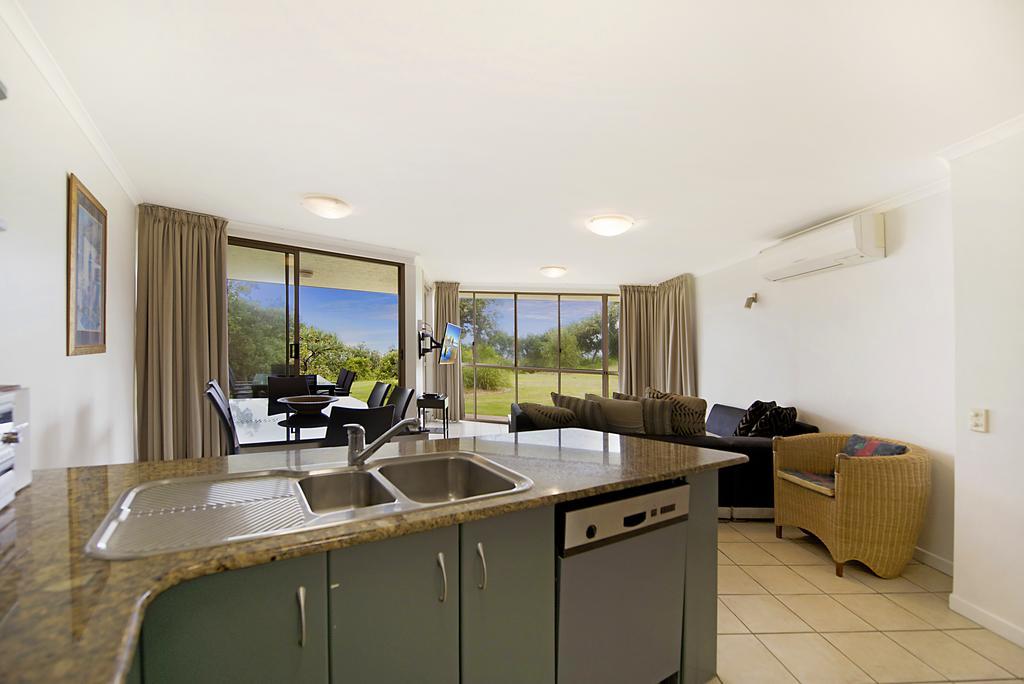 Whale Watch Ocean Beach Resort พอยต์ลุคเอาท์ ห้อง รูปภาพ