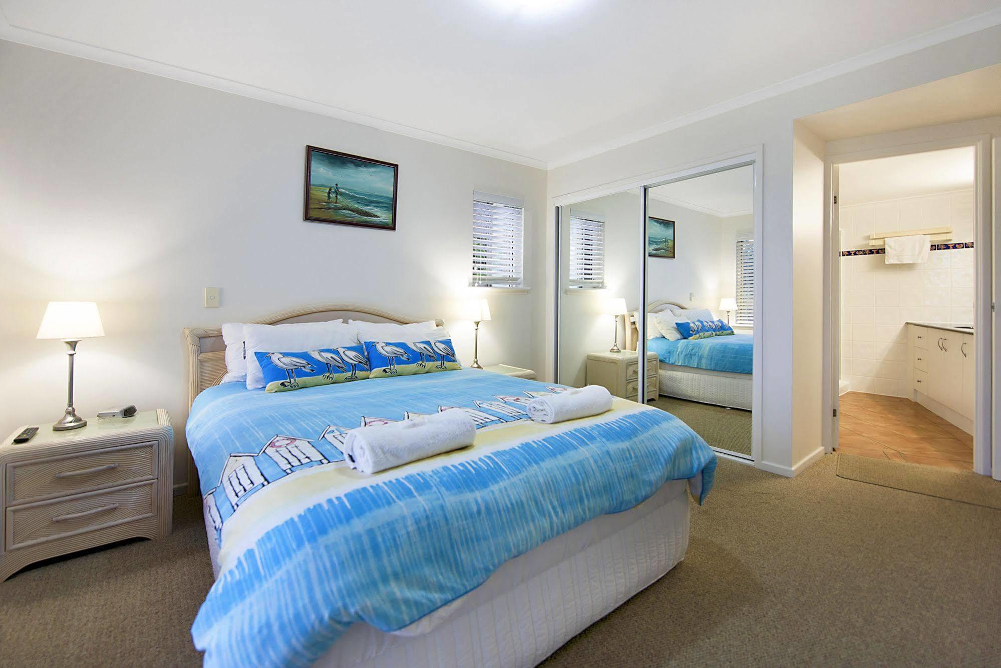 Whale Watch Ocean Beach Resort พอยต์ลุคเอาท์ ภายนอก รูปภาพ